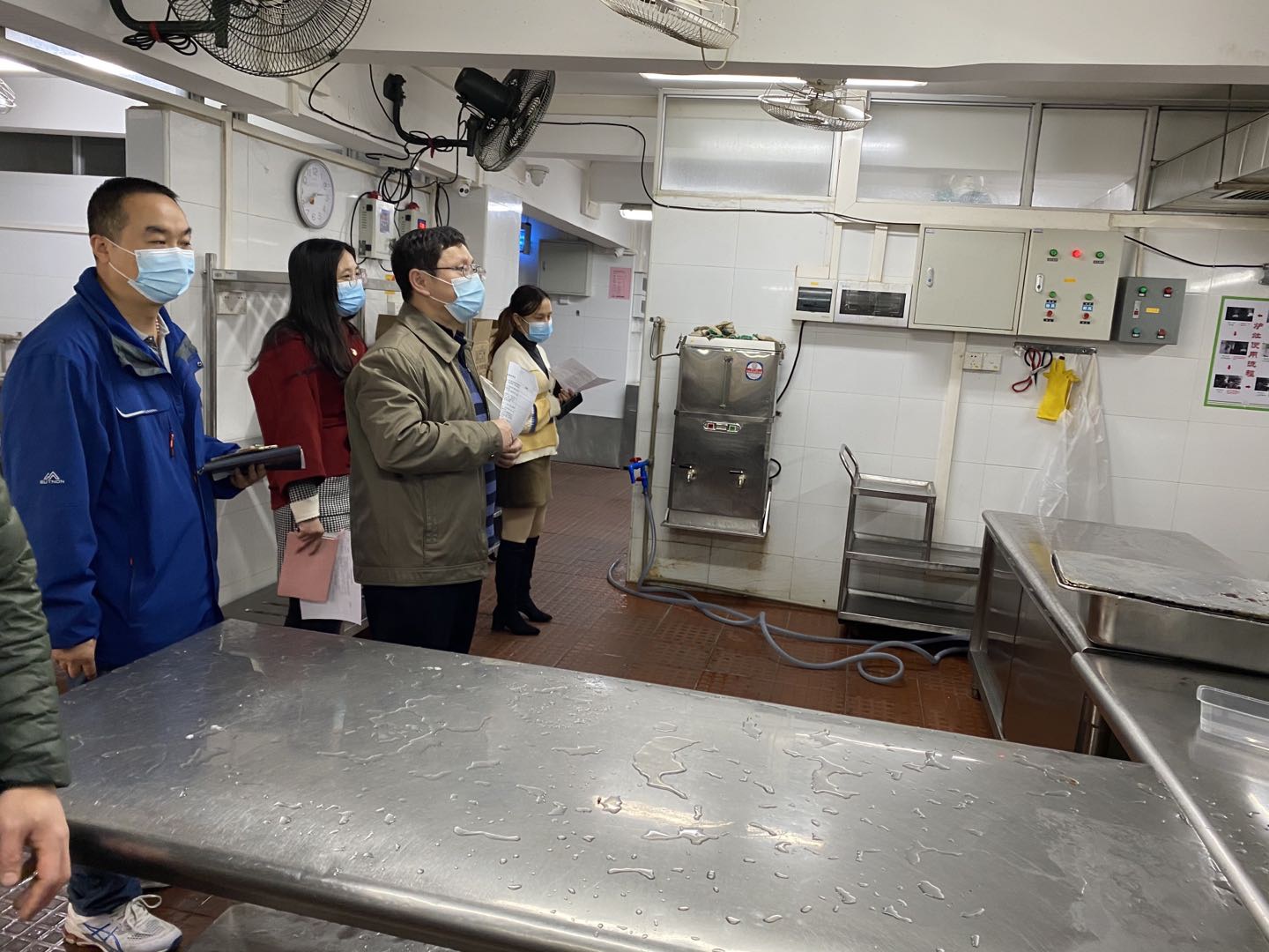 疫情防控做到位，，监视检查落实处 ----白云山征途国际官网公司开展疫情防控检查事情