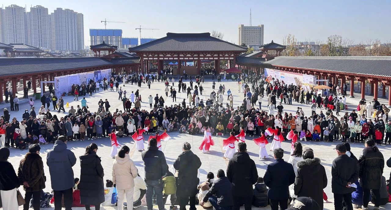 医圣家乡的冬至温暖，，白云山征途国际官网的爱心护航